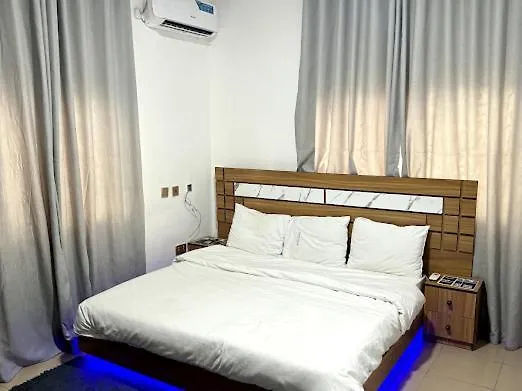 Dee Os' Hotel